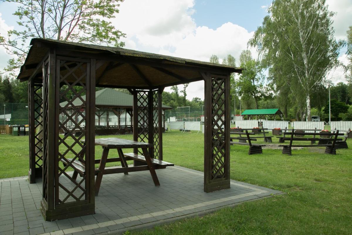 Camping Oaza Blonie Kornik Domki Standard Plus - 3 Pokoje Εξωτερικό φωτογραφία