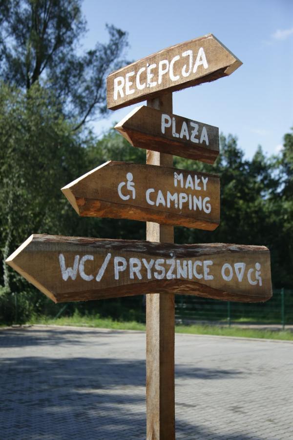Camping Oaza Blonie Kornik Domki Standard Plus - 3 Pokoje Εξωτερικό φωτογραφία